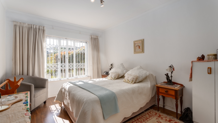 2 Bedroom Property for Sale in Onder Papegaaiberg Western Cape
